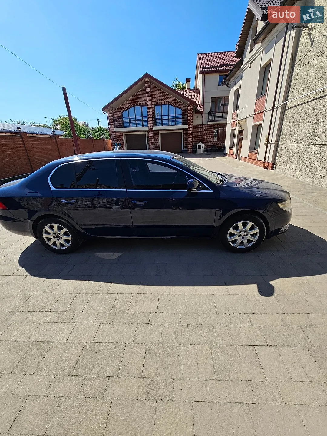 2010 Skoda Superb - мініатюра 11