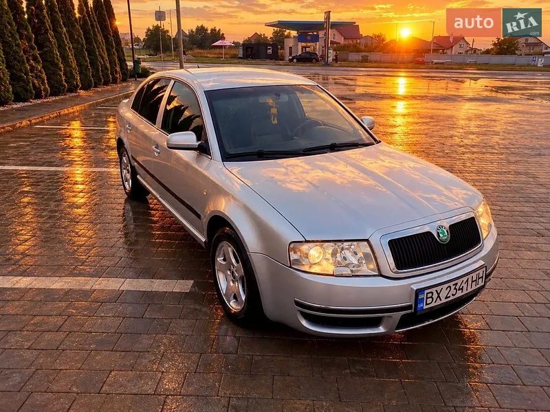 Skoda Superb 2003