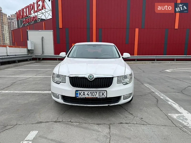 Skoda Superb 2012