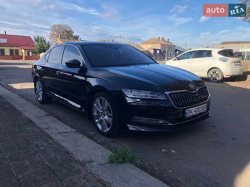 Skoda Superb 2022