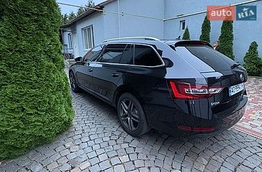 Универсал Skoda Superb 2016 в Мукачево