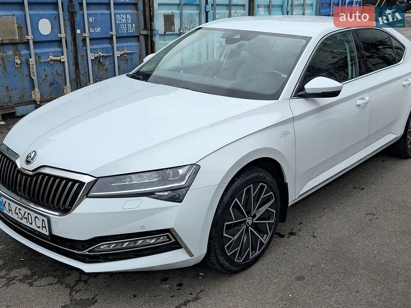 Skoda Superb 2021