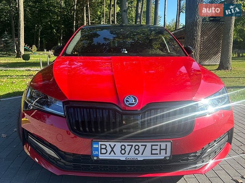 Лифтбек Skoda Superb 2022 в Шепетовке