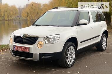 Внедорожник / Кроссовер Skoda Yeti 2011 в Ровно