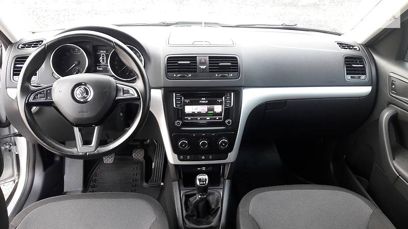 Позашляховик / Кросовер Skoda Yeti 2017 в Радивиліві