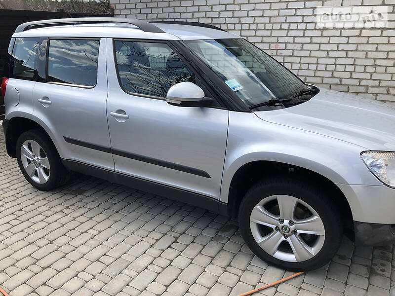 Позашляховик / Кросовер Skoda Yeti 2009 в Харкові