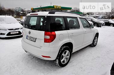 Внедорожник / Кроссовер Skoda Yeti 2016 в Львове