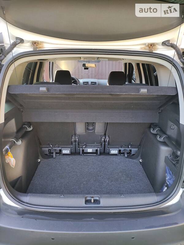 Внедорожник / Кроссовер Skoda Yeti 2013 в Дрогобыче