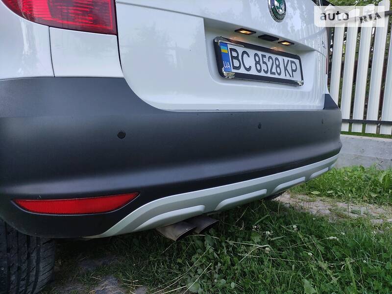 Внедорожник / Кроссовер Skoda Yeti 2013 в Дрогобыче