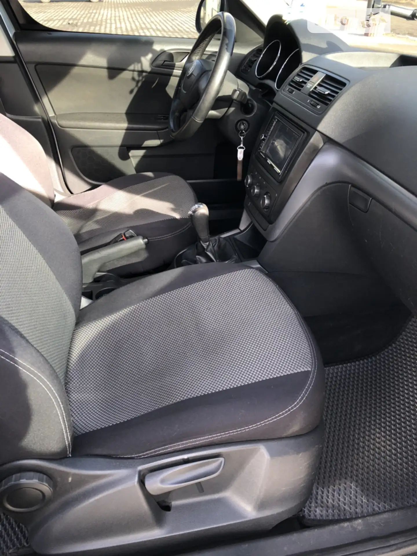 2010 Skoda Yeti - мініатюра 13