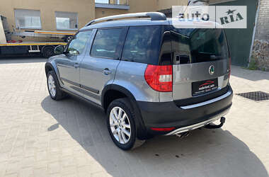 Позашляховик / Кросовер Skoda Yeti 2011 в 