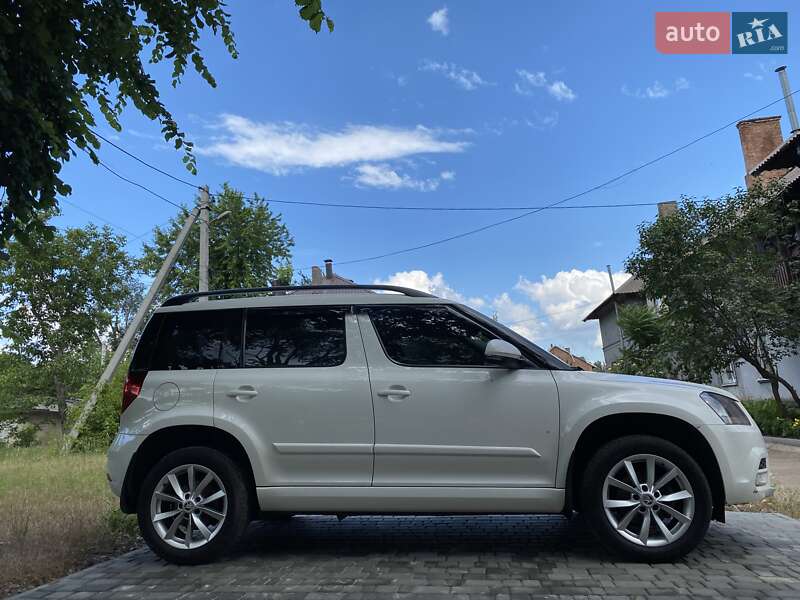 Внедорожник / Кроссовер Skoda Yeti 2013 в Кривом Роге