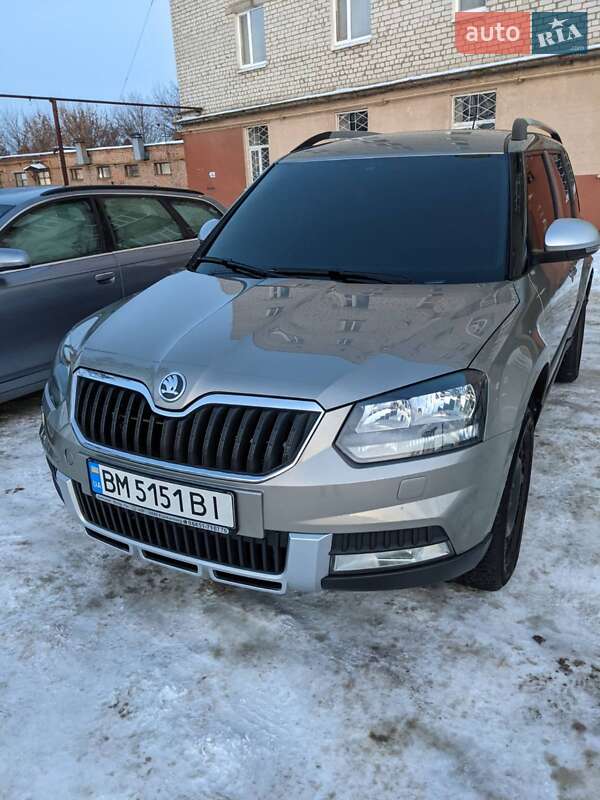 Внедорожник / Кроссовер Skoda Yeti 2014 в Конотопе