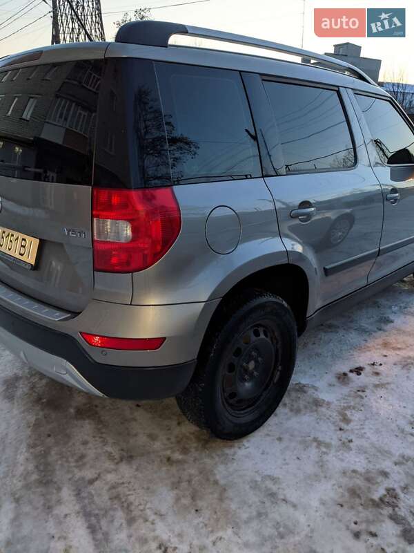 Внедорожник / Кроссовер Skoda Yeti 2014 в Конотопе