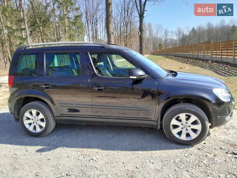 Внедорожник / Кроссовер Skoda Yeti 2012 в Барановке