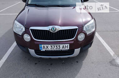 Внедорожник / Кроссовер Skoda Yeti 2012 в Вишневом