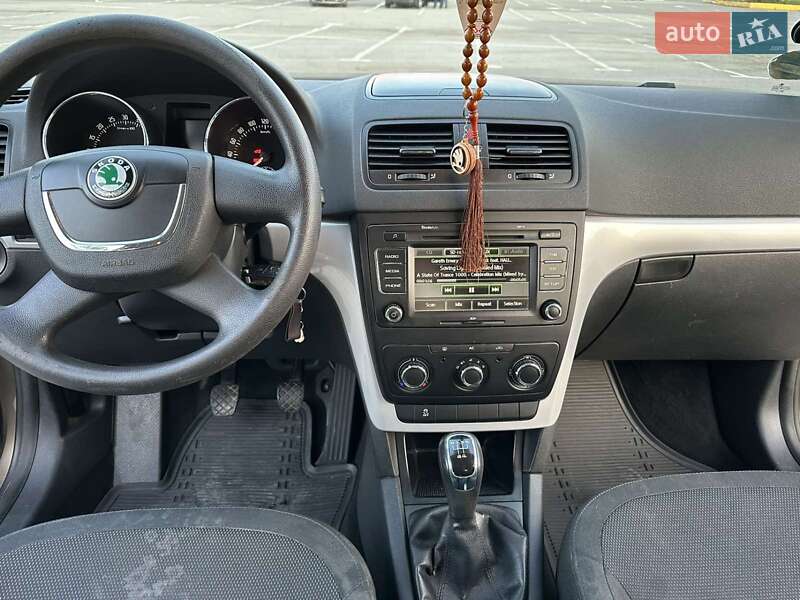 Внедорожник / Кроссовер Skoda Yeti 2011 в Ужгороде