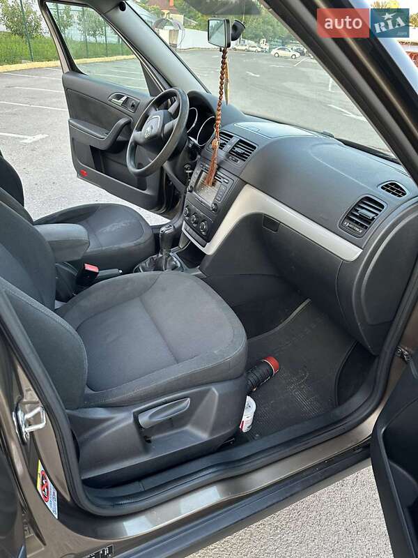 Внедорожник / Кроссовер Skoda Yeti 2011 в Ужгороде