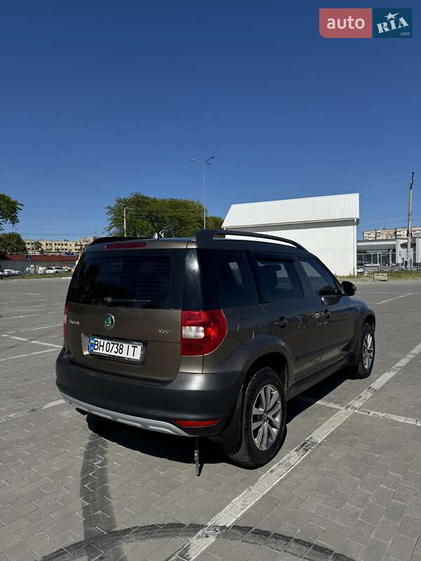 Позашляховик / Кросовер Skoda Yeti 2012 в Одесі