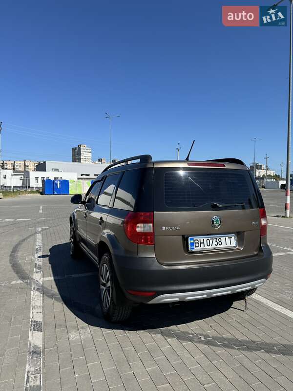 Позашляховик / Кросовер Skoda Yeti 2012 в Одесі