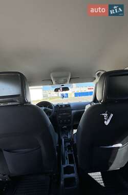 Внедорожник / Кроссовер Skoda Yeti 2012 в 