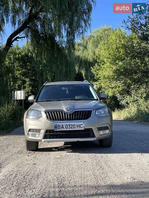Внедорожник / Кроссовер Skoda Yeti 2014 в Знаменке