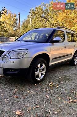 Позашляховик / Кросовер Skoda Yeti 2011 в Дніпрі