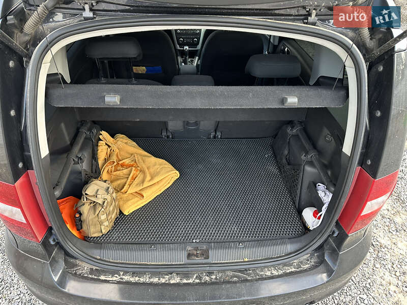 Внедорожник / Кроссовер Skoda Yeti 2011 в Кременчуге фото 5 Внедорожник / Кроссовер Skoda Yeti 2011 в Кременчуге