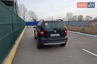 Внедорожник / Кроссовер Skoda Yeti 2011 в Каменском