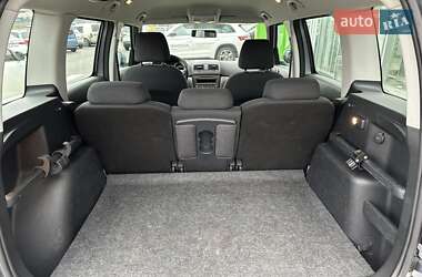 Позашляховик / Кросовер Skoda Yeti 2014 в 