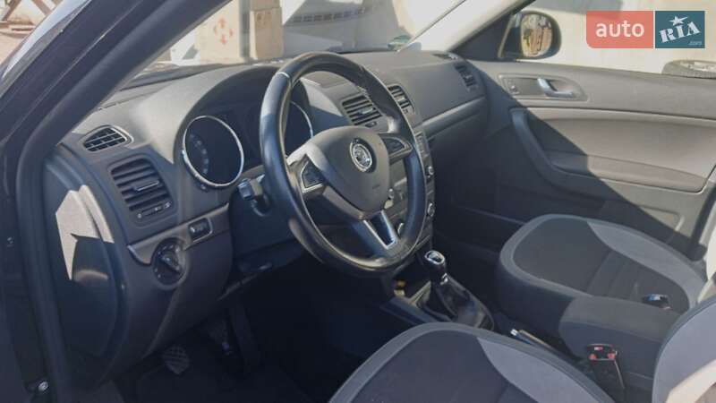 Позашляховик / Кросовер Skoda Yeti 2016 в Хусті