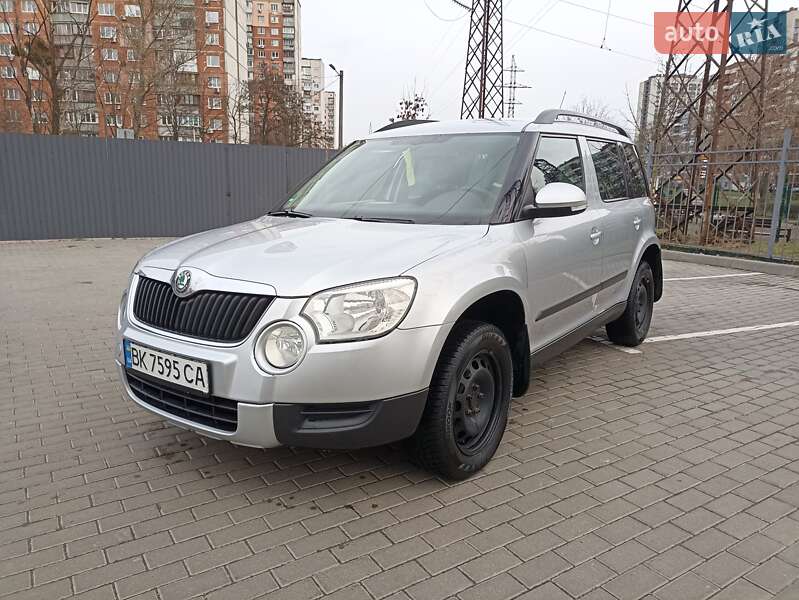 Внедорожник / Кроссовер Skoda Yeti 2010 в Киеве