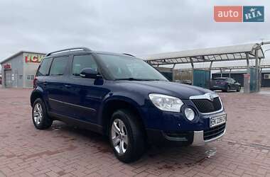 Внедорожник / Кроссовер Skoda Yeti 2010 в Ровно