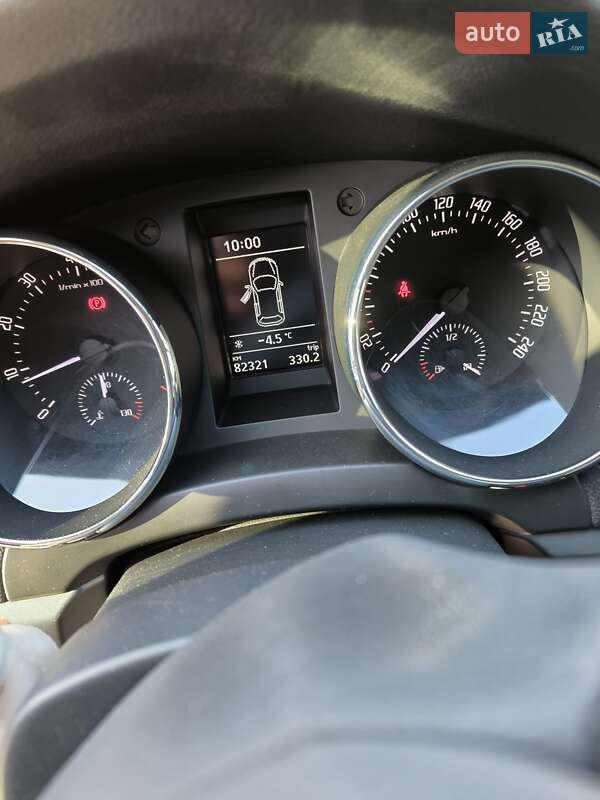 Внедорожник / Кроссовер Skoda Yeti 2012 в Звягеле фото 16 Внедорожник / Кроссовер Skoda Yeti 2012 в Звягеле