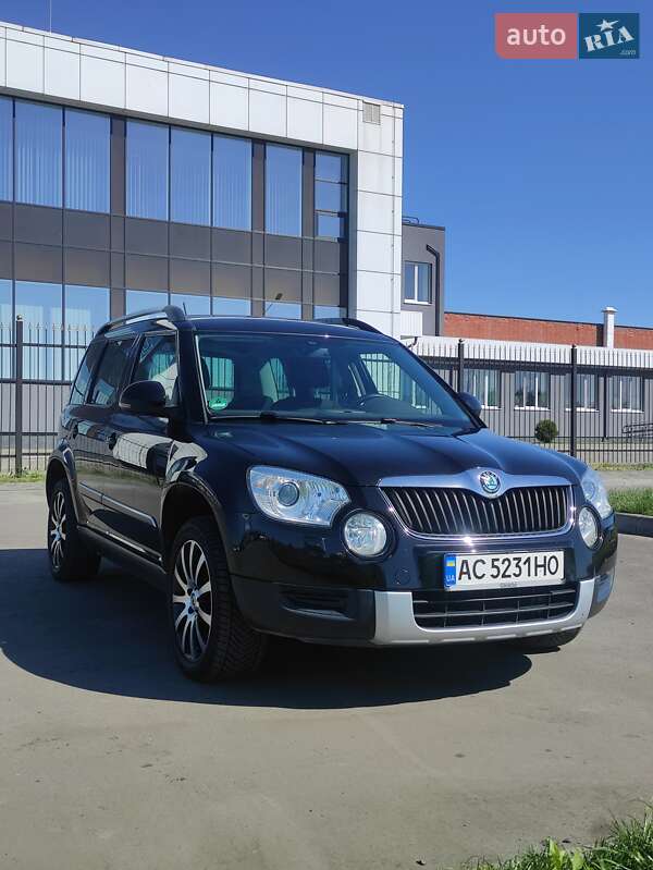 Внедорожник / Кроссовер Skoda Yeti 2012 в 