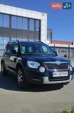 Внедорожник / Кроссовер Skoda Yeti 2012 в 