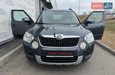 Позашляховик / Кросовер Skoda Yeti 2010 в 