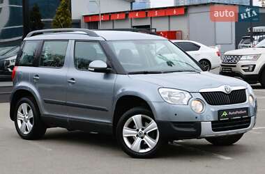 Позашляховик / Кросовер Skoda Yeti 2011 в 