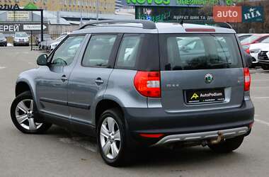Позашляховик / Кросовер Skoda Yeti 2011 в 