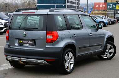 Позашляховик / Кросовер Skoda Yeti 2011 в 