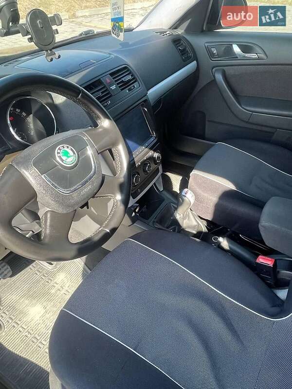 Внедорожник / Кроссовер Skoda Yeti 2009 в Стрые