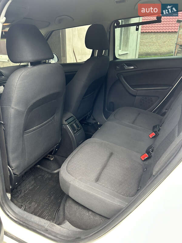 Внедорожник / Кроссовер Skoda Yeti 2011 в Полтаве