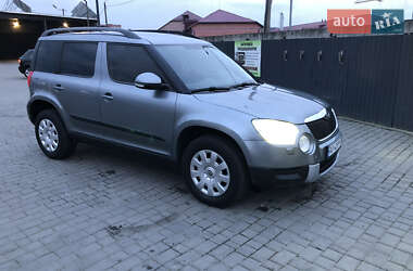 Внедорожник / Кроссовер Skoda Yeti 2010 в 