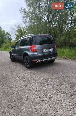 Внедорожник / Кроссовер Skoda Yeti 2013 в 