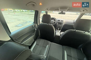 Позашляховик / Кросовер Skoda Yeti 2013 в 
