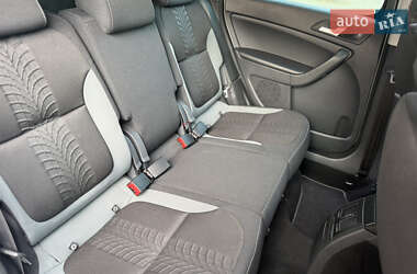 Позашляховик / Кросовер Skoda Yeti 2013 в 