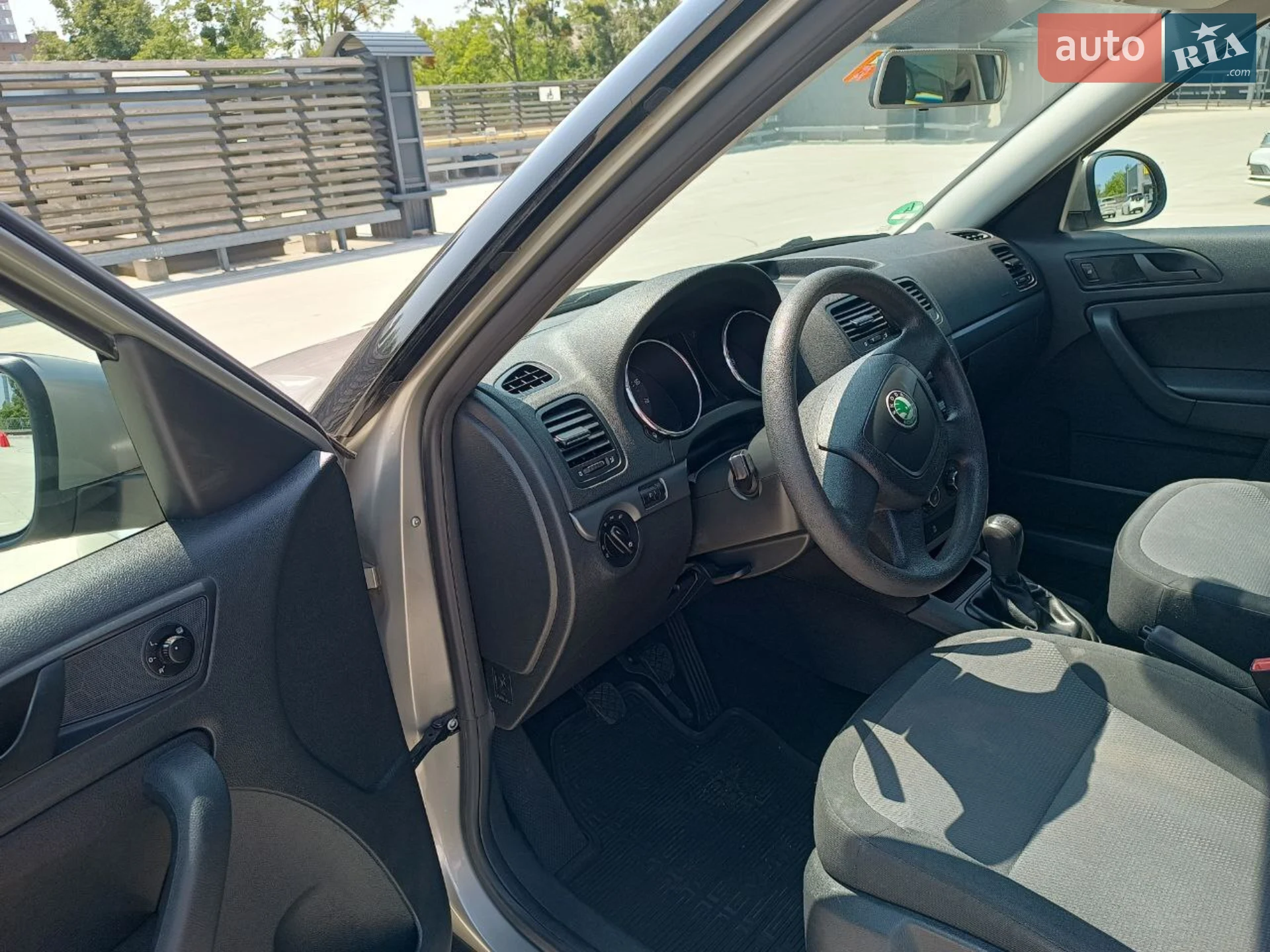 2011 Skoda Yeti - мініатюра 13