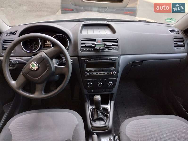 Внедорожник / Кроссовер Skoda Yeti 2011 в Киеве