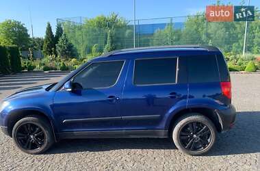 Внедорожник / Кроссовер Skoda Yeti 2011 в 