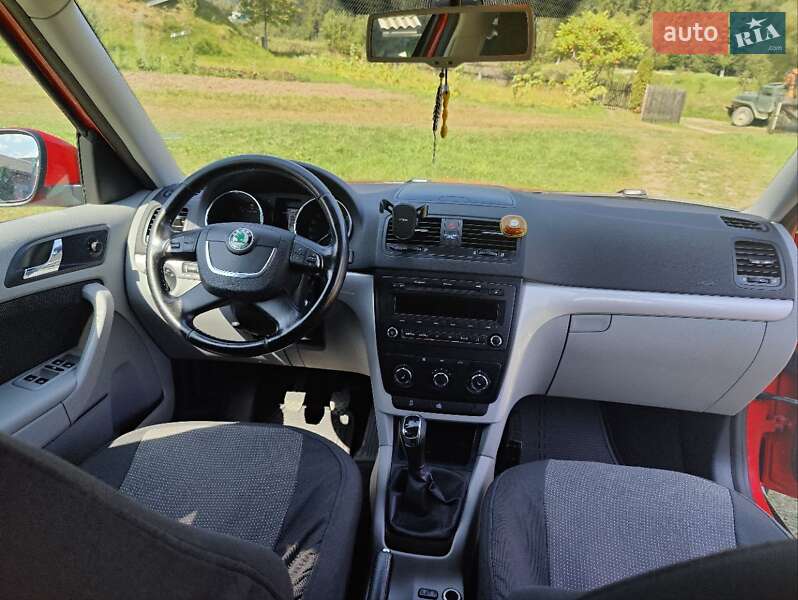 Внедорожник / Кроссовер Skoda Yeti 2012 в Дрогобыче